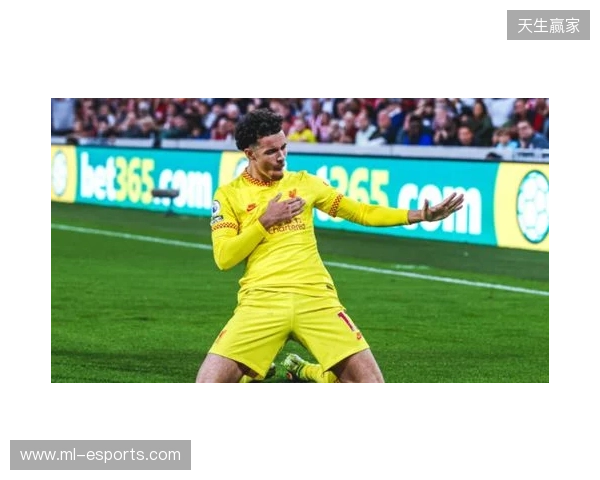 已翻篇！琼斯：萨拉赫采访风波后已向全队道歉，大家对他态度没变