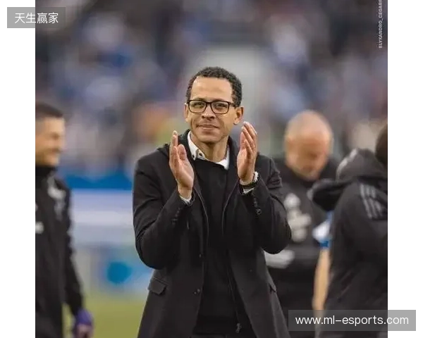 官方：罗塞尼尔出任切尔西主帅，签约至2032年