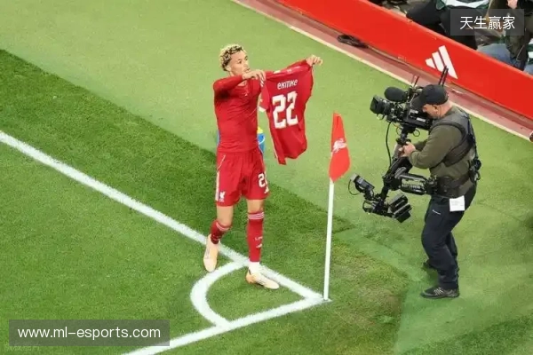 埃基蒂克：期待重回马赛主场踢球，那里有着难以置信的球迷