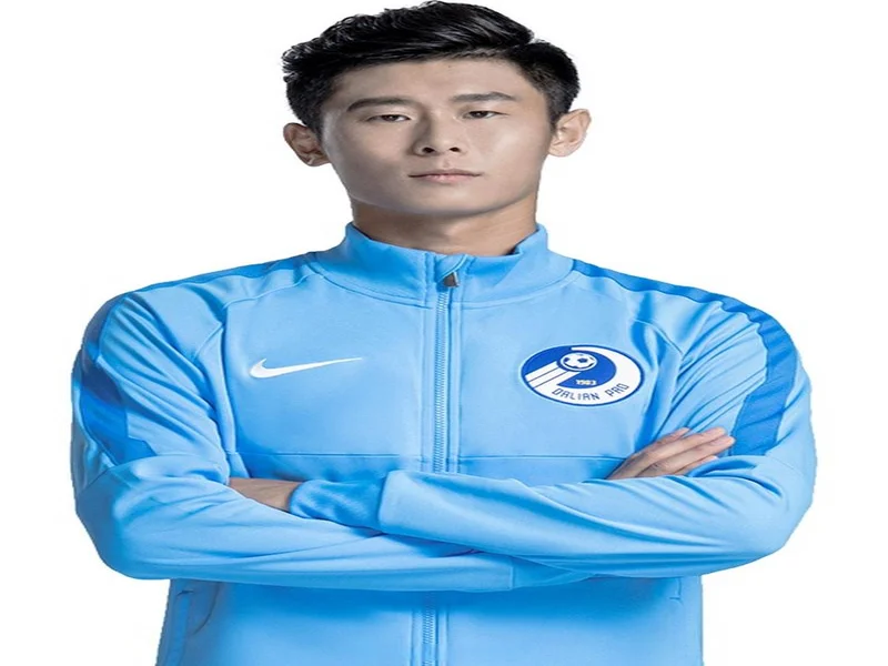 官方：前大连人、广州豹后卫单鹏飞加盟中甲石家庄功夫